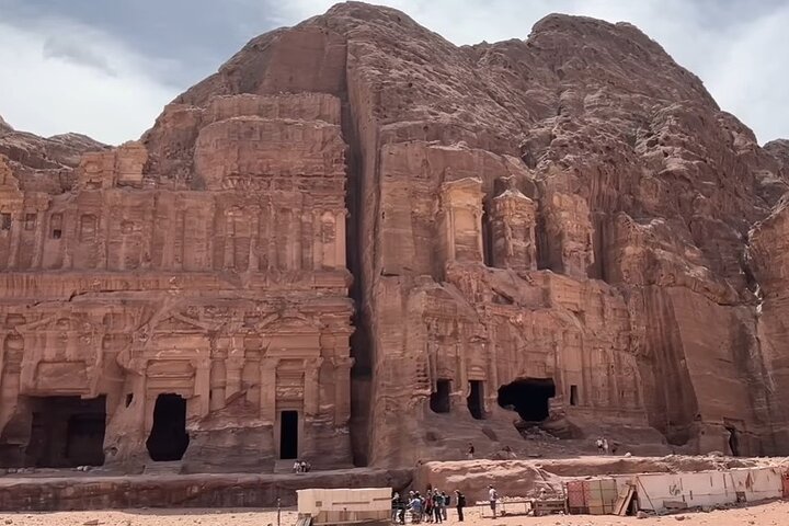 Private Full-Day Petra Tour with Return Transfer from Dead Sea