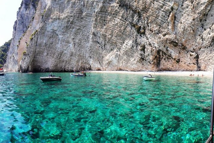Laganas Zakynthos: Marathonissi, Keri Caves and Turtles Spotting