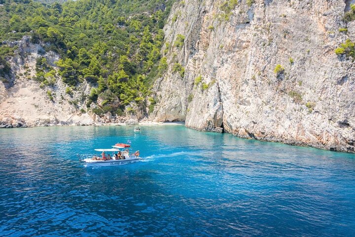 Laganas Zakynthos: Marathonissi, Keri Caves and Turtles Spotting