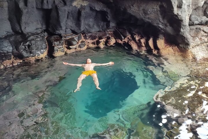 Private Sal Island All-Inclusive Shark Bay, Blue Eye & Salt Lake