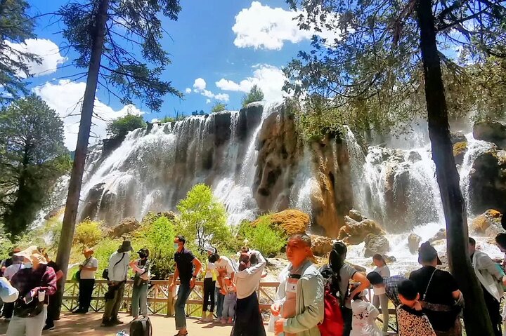 Classic 3-Day Jiuzhaigou Private Tour(Transportation+Tickets)