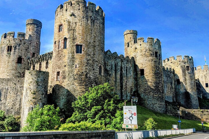 Medieval 4 Castles Of Wales Private Tour