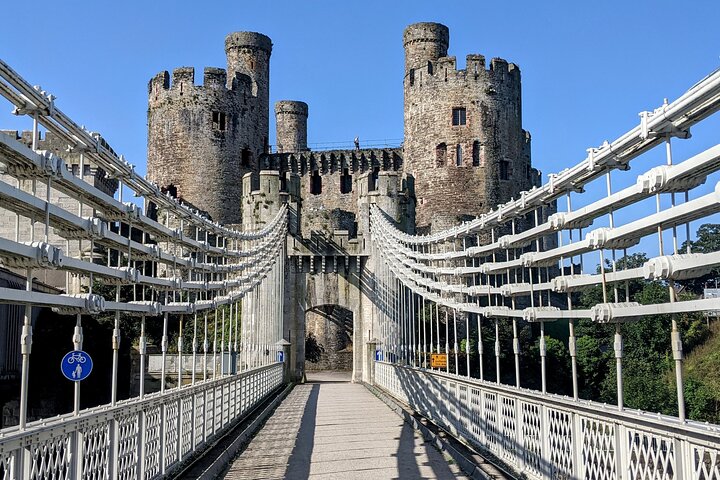 Medieval 4 Castles Of Wales Private Tour
