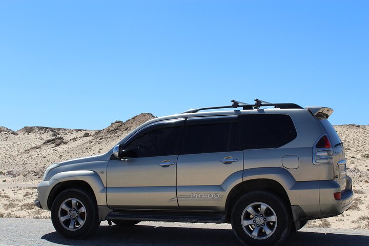 Discover the unusual sites of Dakhla in a 4x4 with a local guide