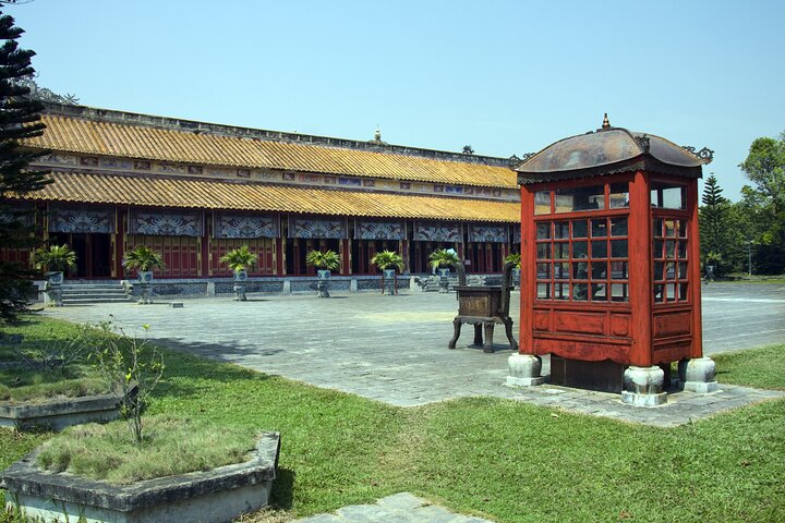 Private Walking Tour of Hue Imperial City