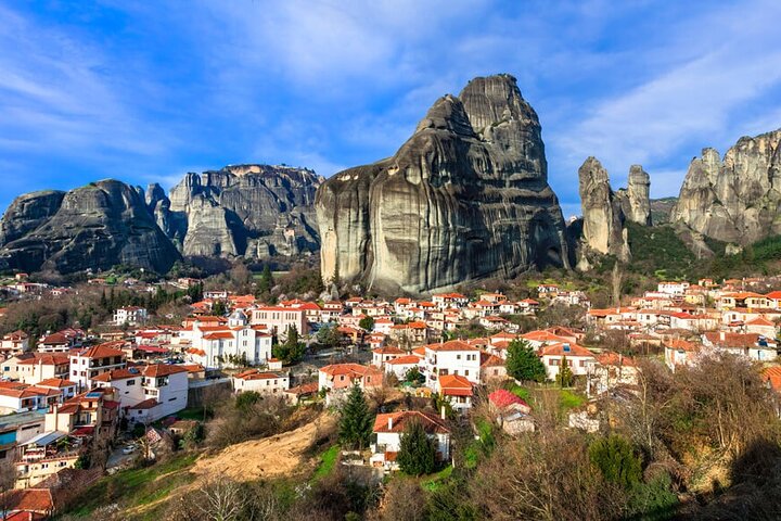 Private Full Day Tour to Meteora from Volos
