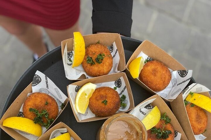Ghent Food & Drink Tasting Tour with Local Specialties