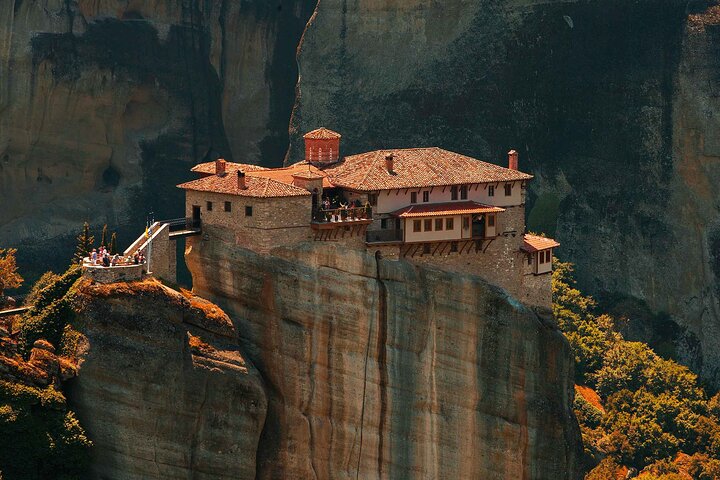 Private Full Day Tour to Meteora from Volos