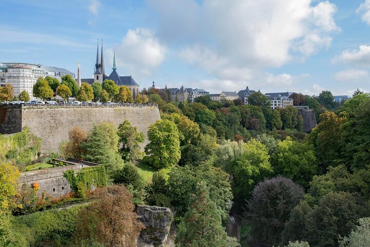 Explore Luxembourg in 60 minutes with a Local