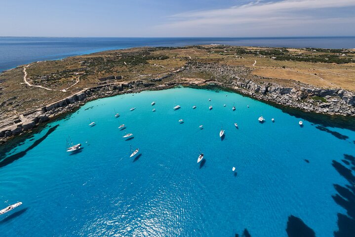 Favignana and Levanzo, Egadi islands tour by boat from Trapani