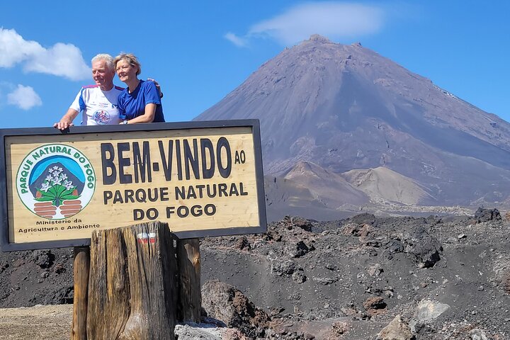 A 1-day experience through the Fogo Volcano