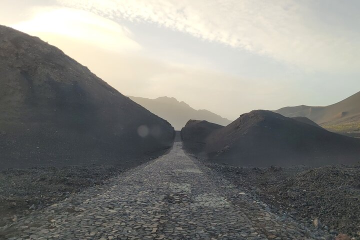A 1-day experience through the Fogo Volcano