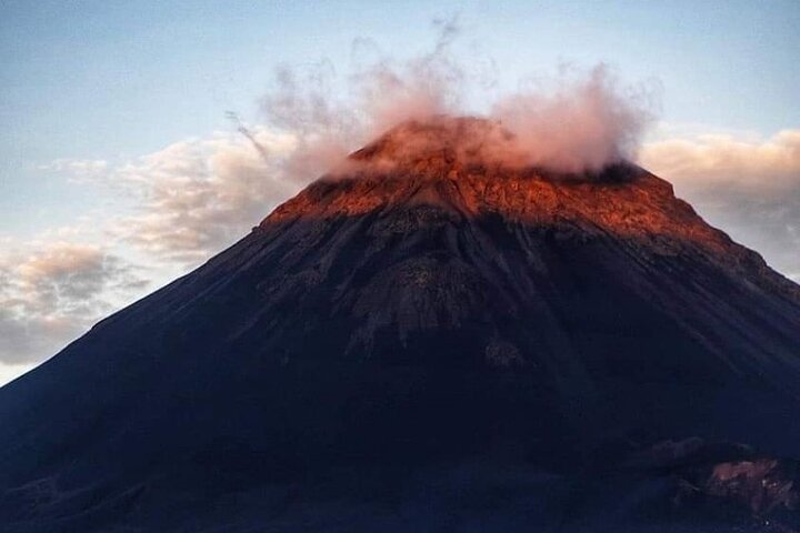 A 1-day experience through the Fogo Volcano