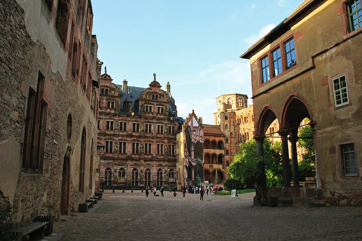 Heidelberg Exclusive Tour - Old Town, Scenic Walk & Castle Entry