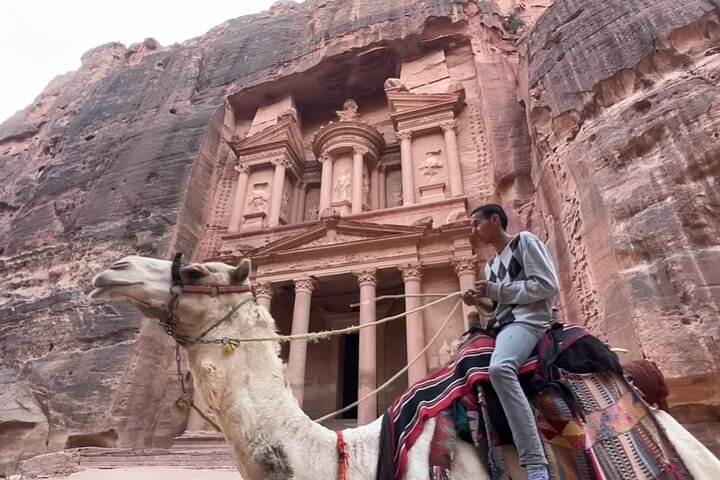 Private Full-Day Petra Tour with Return Transfer from Dead Sea