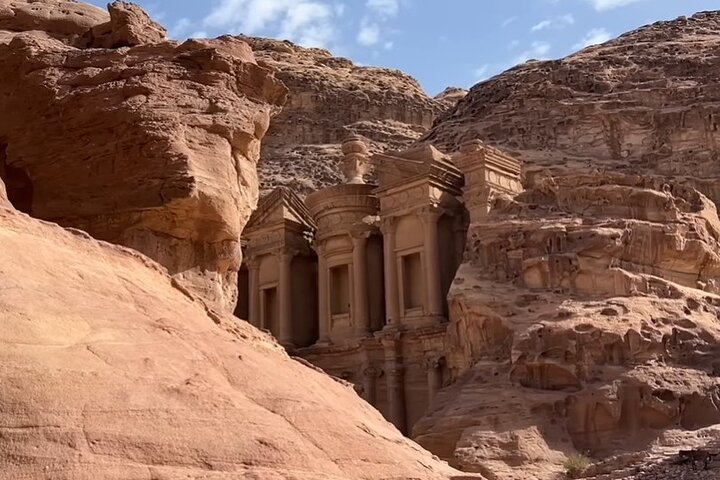 Private Full-Day Petra Tour with Return Transfer from Dead Sea