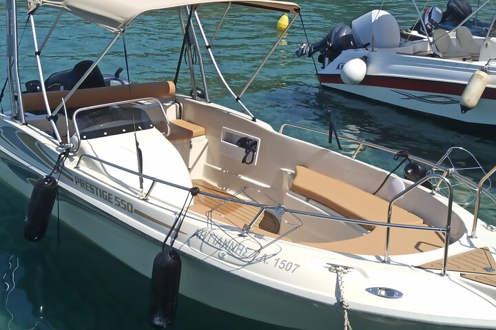 Explore Mani by boat - rent a boat in Kardamili (no licence)