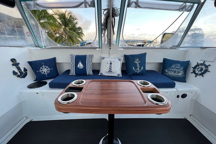 5-Hour Guided Sunset Boat Tour in Tamarindo Costa Rica