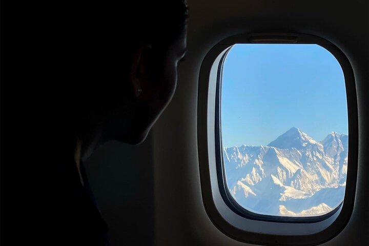 Mountain Everest Scenic Flight with Hotel Pickup and Dropoff