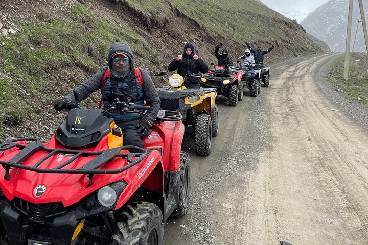 Private Full Day Trip from Tbilisi to Truso Valley in Kazbegi