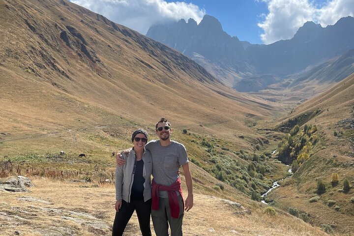 Private Full Day Trip from Tbilisi to Truso Valley in Kazbegi