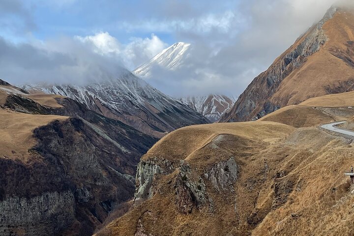 Private Full Day Trip from Tbilisi to Truso Valley in Kazbegi