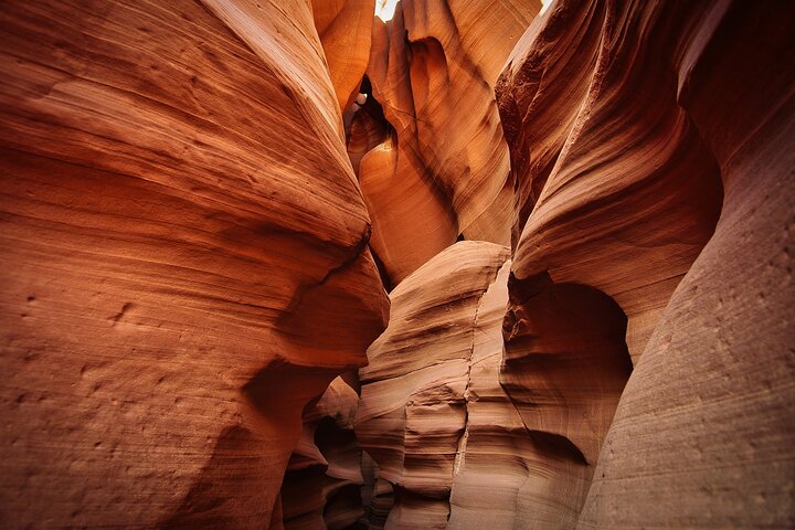 Page: Lower Antelope Canyon Prime Time Entry with Navajo Guide