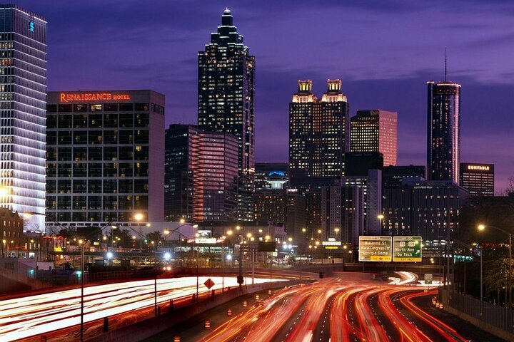 City Lights Atlanta Night-Time Bus Tour with Photos & Dinner Stop