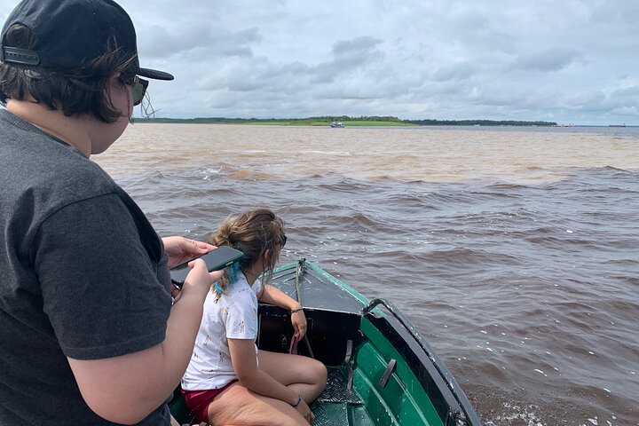 Amazon River Day Tour – The Ultimate Full-Day Adventure