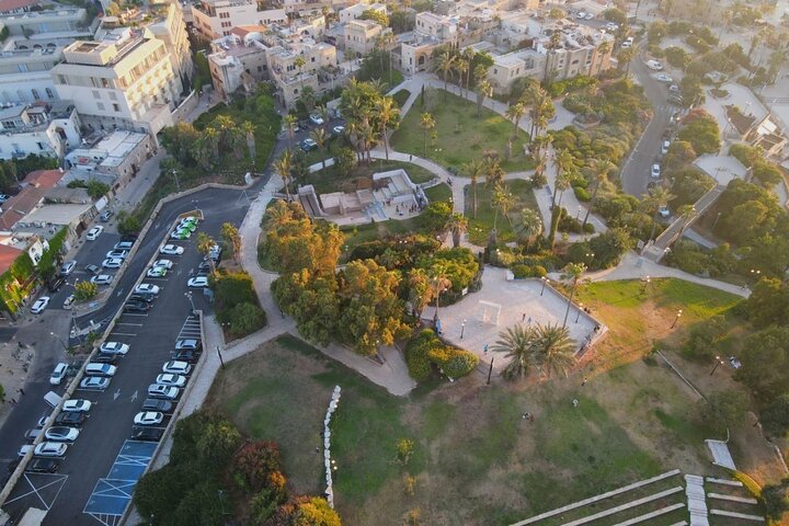 Full-Day Tour in Tel Aviv and Jaffa with licensed Guide