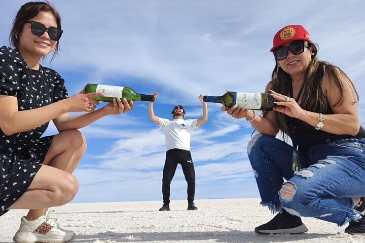 3 Days Tour Uyuni Salt Flats, Sunset plus Funny Photos