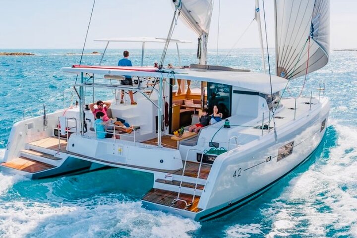 Catamaran To Ile Aux Cerfs, GRSE Waterfall, Snorkelling, Lunch