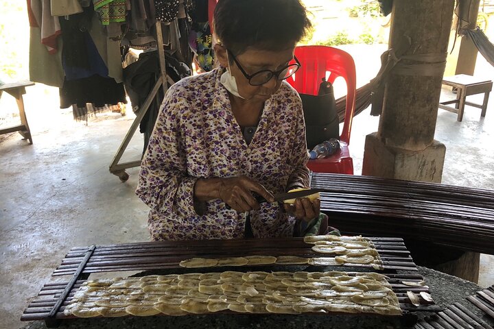 Private Full Day Tuk Tuk Tour in Battambang