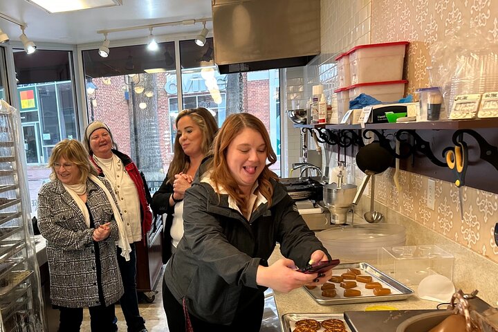 The Downtown Mall Food Tour