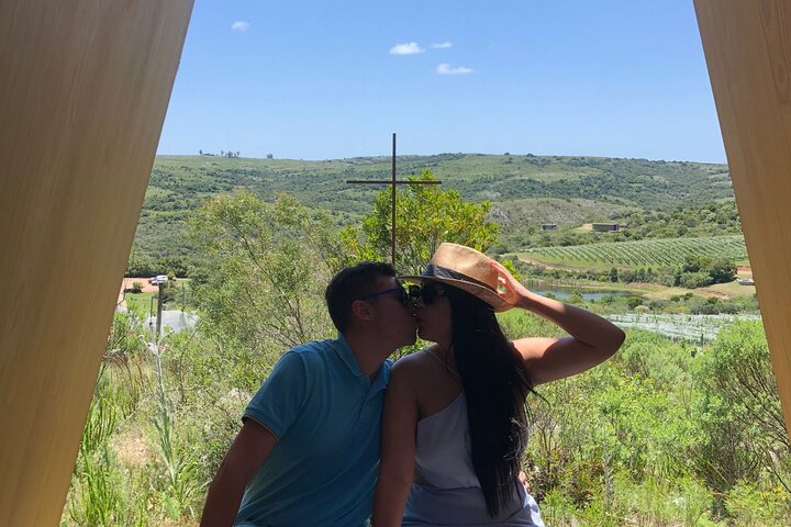 Uncover a Secluded Vineyard for Lunch
