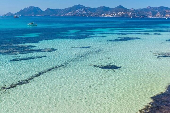 Discover the Lérins Islands and the Bay of Cannes by Private Boat