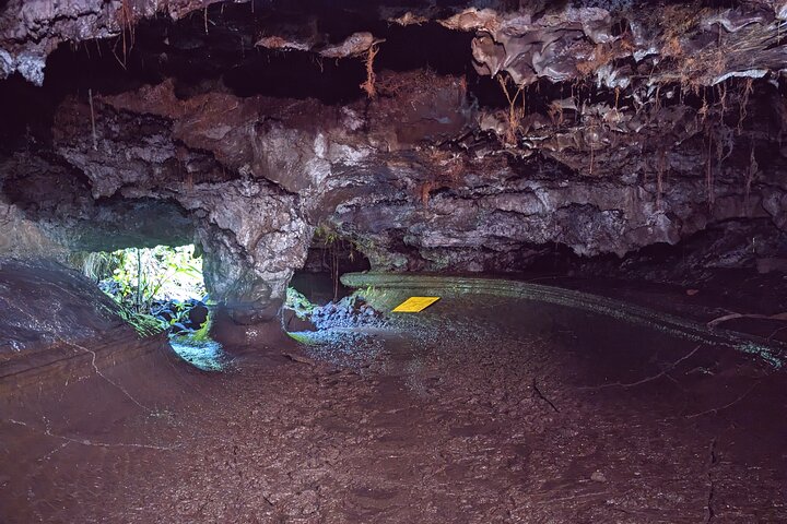 Discovery of the lava tubes 2004 of Piton de la Fournaise