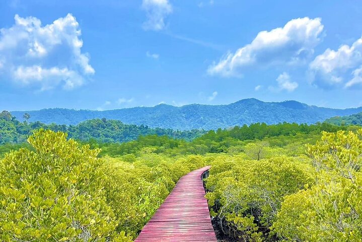 Koh Chang Explorer (joined)