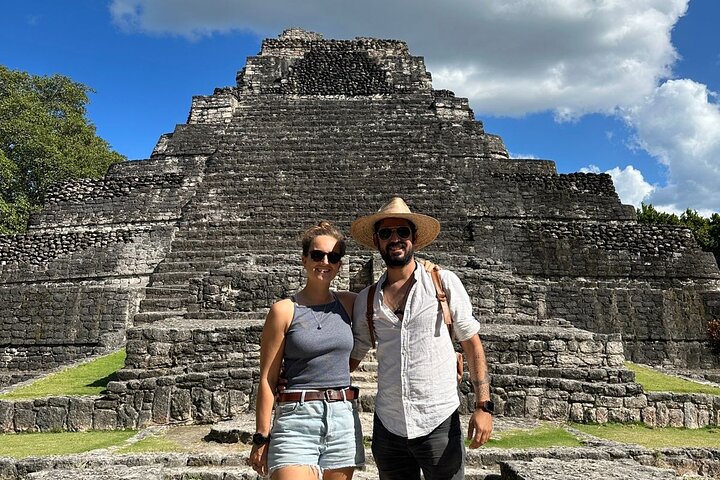 One Day Tour to Chacchoben Mayan City and Bacalar Lagoon with a Certified Guide