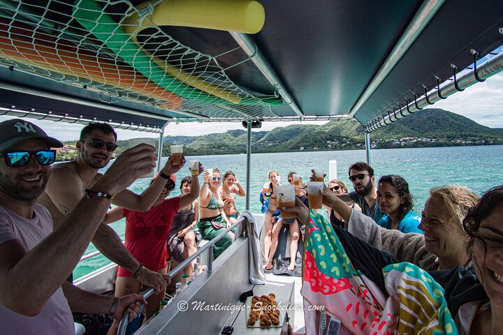 Aquanauts Outing Boat Hiking Palmée Coral Discovery
