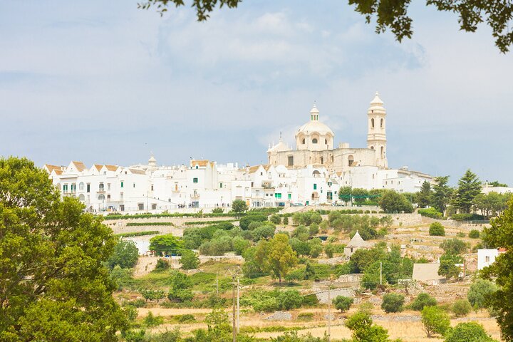 Alberobello, Martina Franca and Locorotondo Guided Tour from Bari