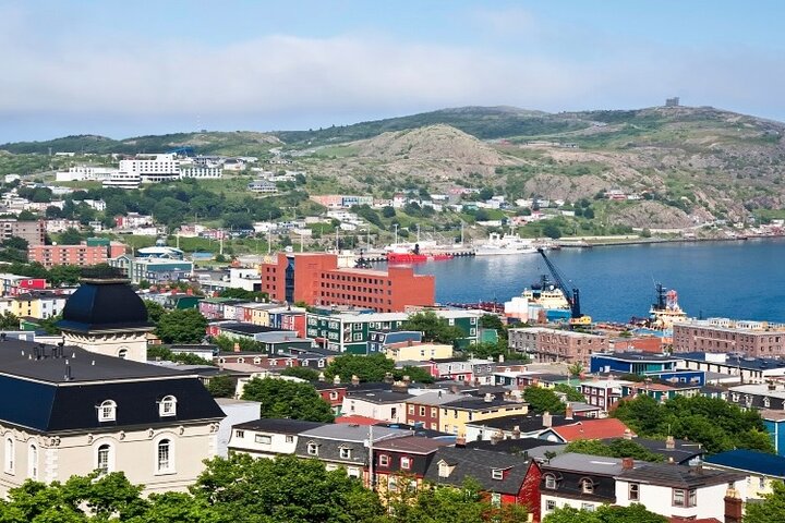 Best of St. John’s Small Group Tour with Cape Spear & Signal Hill