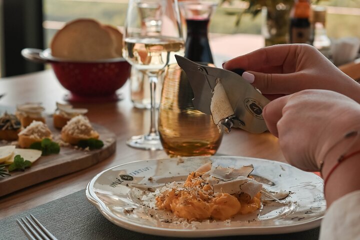 Truffle hunting & cooking tour