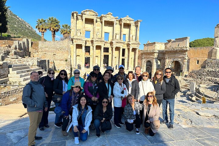 Private Biblical Ephesus Tour from Kusadasi Port with Lunch