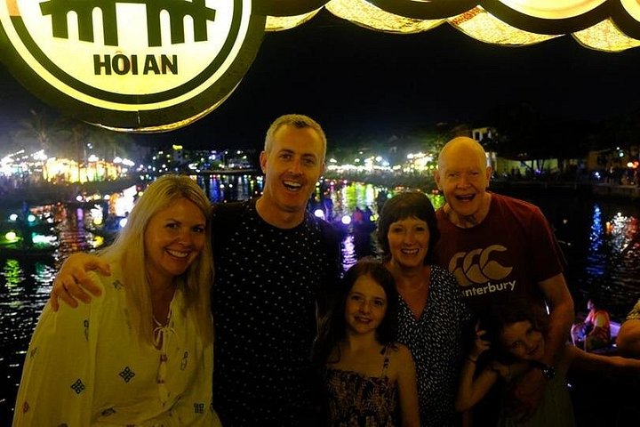 Hoi An Night Market with Hoi an walking Tour , Colourful Lanterns, Boat Ride