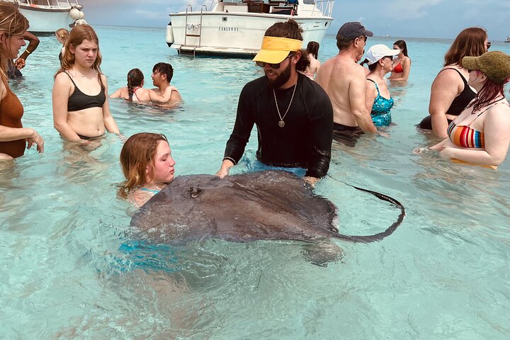 Private Boat Tours: Customize Your Grand Cayman Adventure!