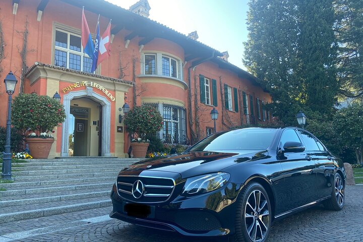 Malpensa Airport: Private transfer to/from Milan with E-klass