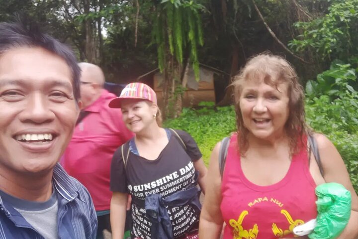 Benang Kelambu & Stokel Waterfalls and Handweaving Village Tour
