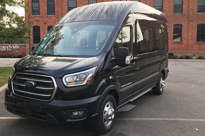 Private Airport Sprinter Transfer JFK & LGA to NYC One Way