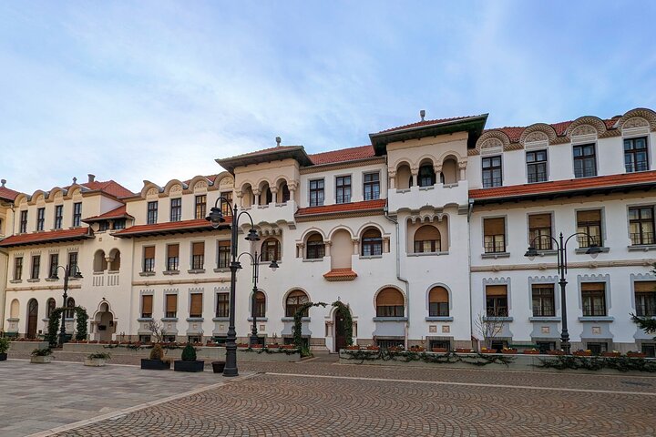 Half-Day Private Food and Wine Walking Tour Oradea Romania